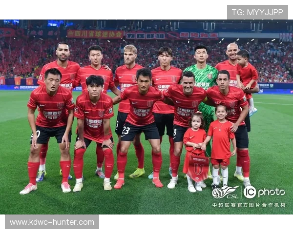 成都足球队逆袭之路洲际杯特别报道展现拼搏精神与团队力量